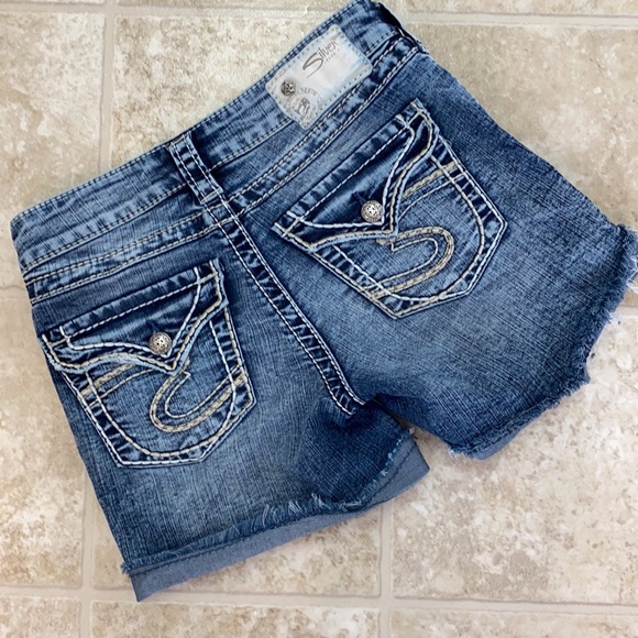 Silver Jeans McKenzie Short Sz 25 - Picture 2 of 9
